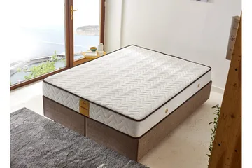 Joustinpatja 180x200 cm - Valkoinen/Ruskea - Huonekalut - Sänky - Patja - Joustinpatjat