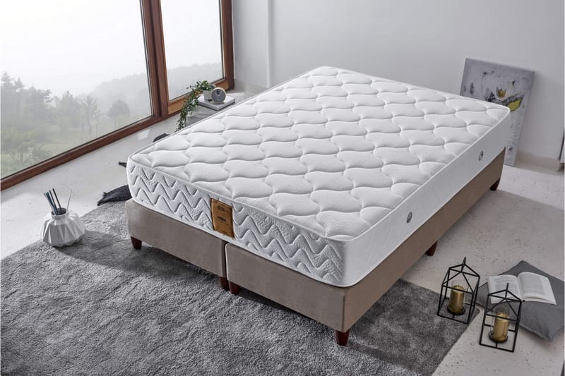 Joustinpatja 200x200 cm - Valkoinen - Huonekalut - Sänky - Patja - Joustinpatjat