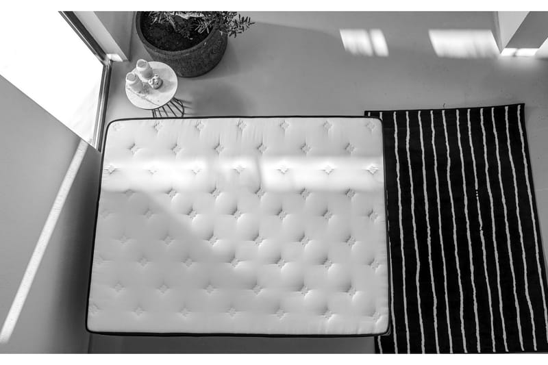 Joustinpatja 200x200 cm - Valkoinen/Harmaa - Huonekalut - Sänky - Patja - Joustinpatjat