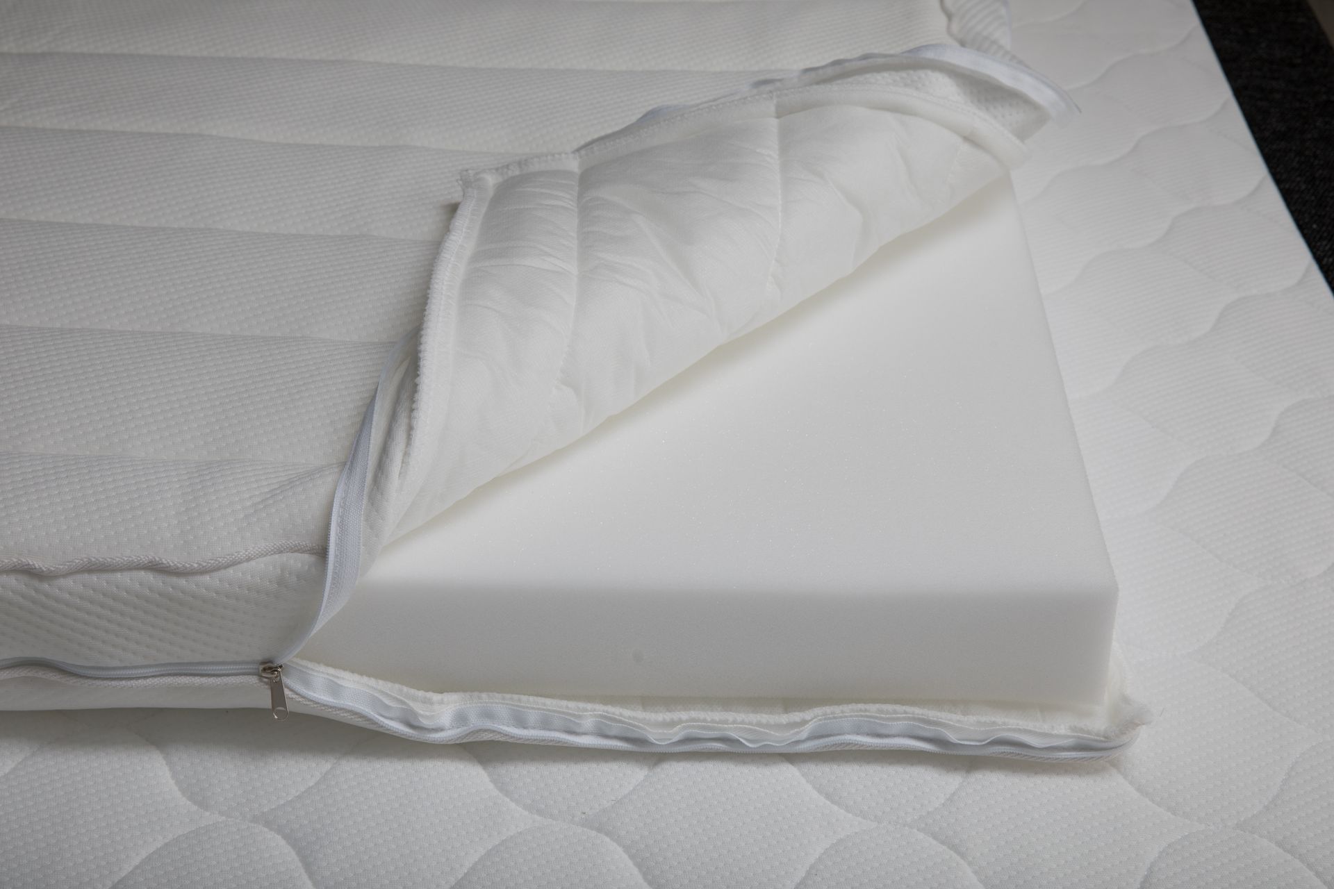 Sijauspatja 180x200 Visko-Vaahto 45 kg/m³ - Beige/Valkoinen - Huonekalut - Sänky - Patja - Petauspatja & sijauspatja