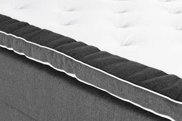 Säilytyssänky Alessia LED-valaistuksella 160x200 cm - Musta - Huonekalut - Sänky - Sänkypaketti