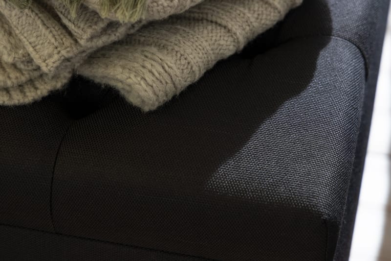 Sängynpäätyarkku Rebeca 140 cm Ruutu - Musta - Huonekalut - Sänky - Sängyn lisävarusteet & sängynpäädyt - Makuuhuoneen säilytys - Sängynpäätylaatikko