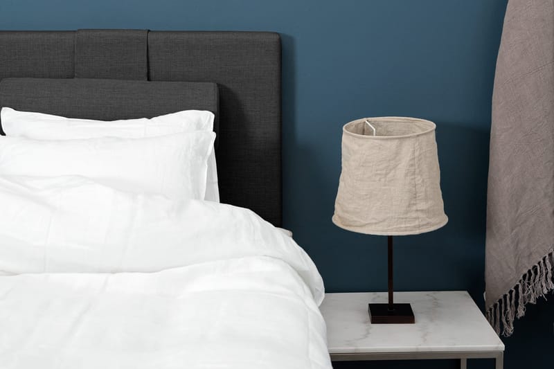 Niskatyyny Ingvar Tummaharmaa - Suuri - Huonekalut - Sänky - Sängyn lisävarusteet & sängynpäädyt