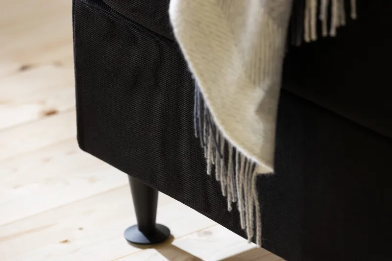 Sängynpääty Rebeca Napit 140 cm - Musta - Huonekalut - Sänky - Sängyn lisävarusteet & sängynpäädyt - Sängynpääty