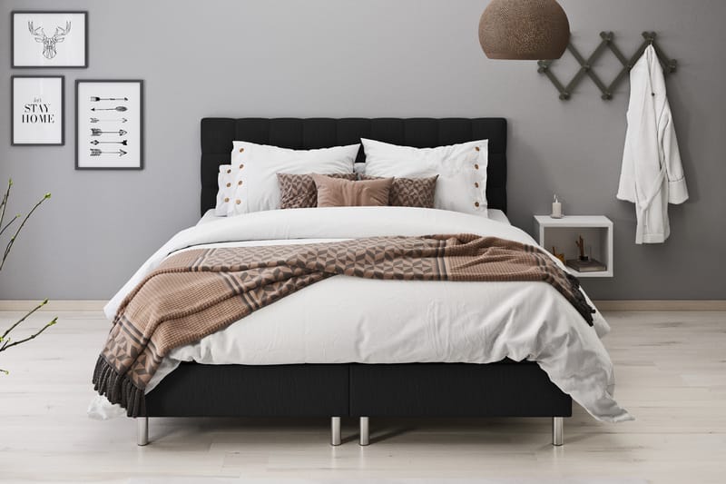 Sängynpääty Suset 140 cm - Musta - Huonekalut - Sänky - Sängyn lisävarusteet & sängynpäädyt - Sängynpääty