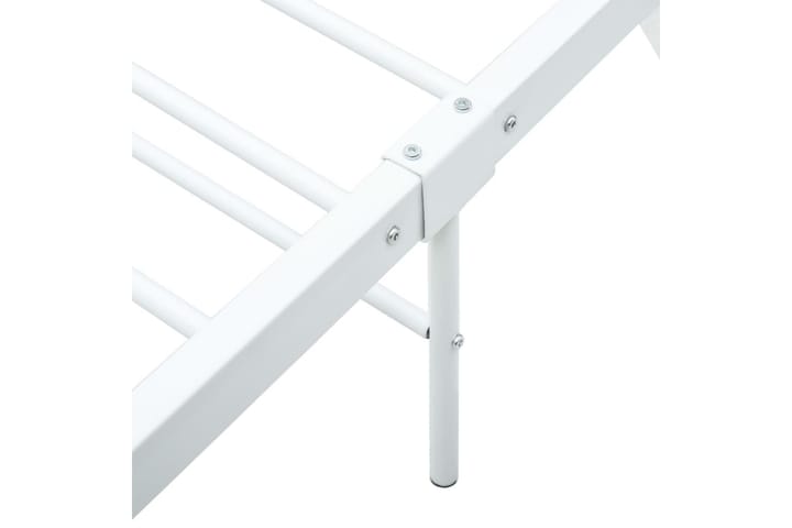 Sängynrunko valkoinen metalli 180x200 cm - Valkoinen - Sänkykehikot & sängynrungot