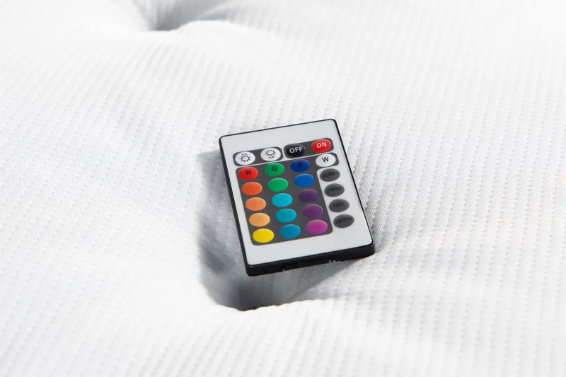 Jenkkisänky Cloud47 Francisco sänkypaketti Harmaa Nostokannellinen säilytystila - Huonekalut - Sänky - Sängyt säilytystilalla