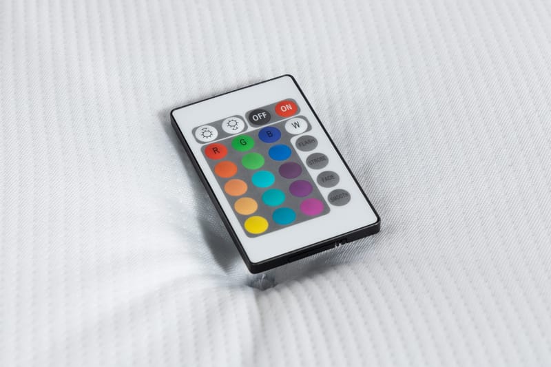 Säilytyssänky Alessia LED-valaistuksella 180x200 cm - Musta - Huonekalut - Sänky - Sängyt säilytystilalla