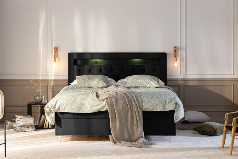 Säilytyssänky Alessia LED-valaistuksella 180x200 cm - Musta - Huonekalut - Sänky - Sängyt säilytystilalla