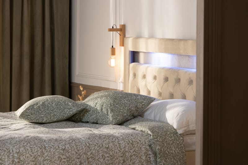 Säilytyssänky Alessia LED-valaistuksella 180x200 cm Sametti - Beige - Huonekalut - Sänky - Sängyt säilytystilalla