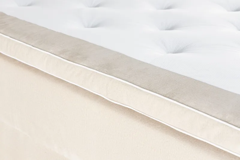 Säilytyssänky Alessia LED-valaistuksella 180x200 cm Sametti - Beige - Huonekalut - Sänky - Sängyt säilytystilalla