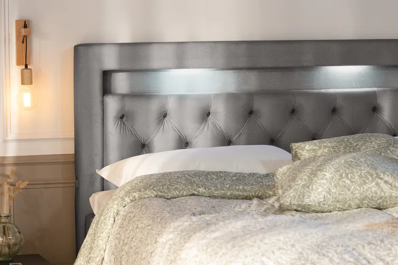 Säilytyssänky Alessia LED-valaistuksella 180x200 cm Sametti - Vaaleanharmaa - Huonekalut - Sänky - Sängyt säilytystilalla