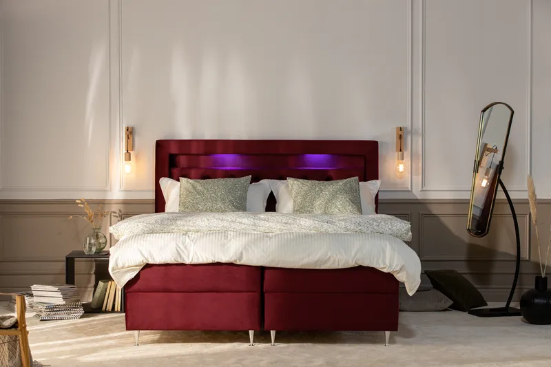 Säilytyssänky Alessia LED-valaistuksella 180x200 cm Sametti - Punainen - Huonekalut - Sänky - Sängyt säilytystilalla