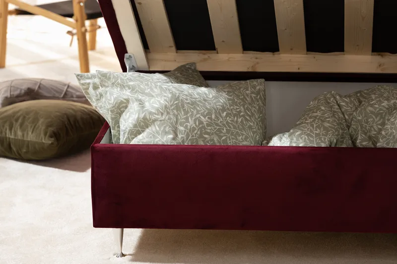 Säilytyssänky Alessia LED-valaistuksella 180x200 cm Sametti - Punainen - Huonekalut - Sänky - Sängyt säilytystilalla