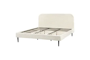 Sänky sälepohjalla Flayat