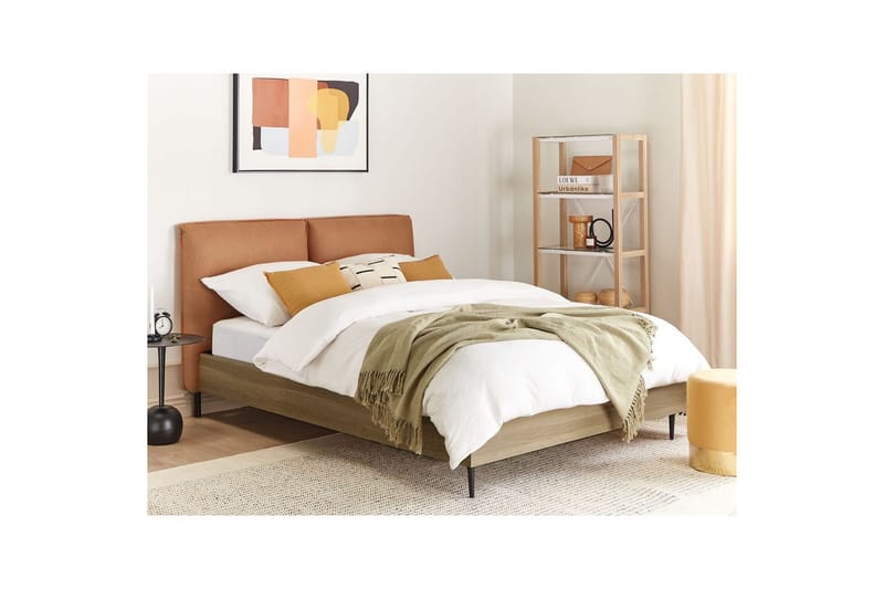 Sänky sälepohjalla Limanton - Ruskea, vaalea puu, musta/Keinonahka, Ruskea, vaalea puu, musta/tekonahka, 140x200 cm - Huonekalut - Sänky - Sänkykehikot & sängynrungot