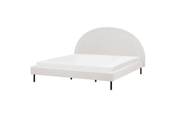 Sänky sälepohjalla Margut