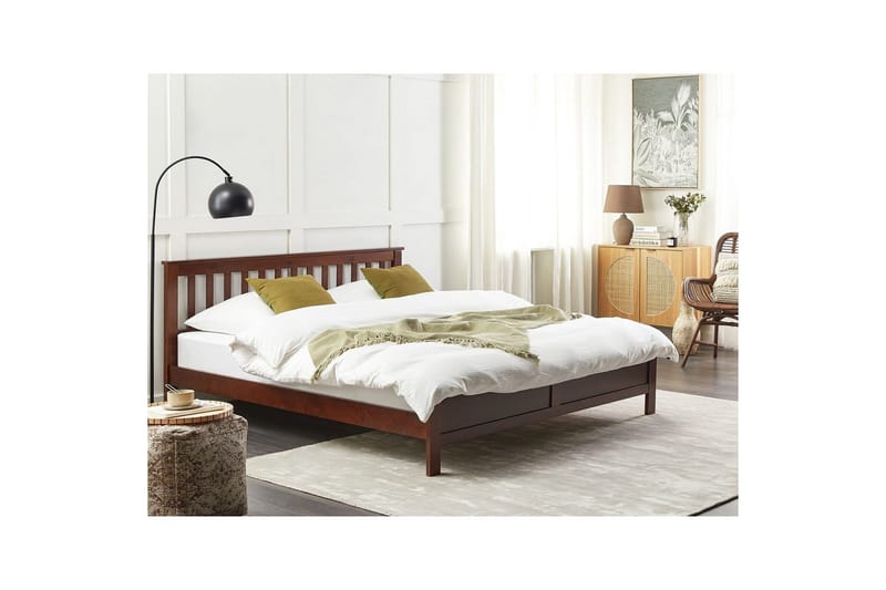 Sänky sälepohjalla Mayenne - Tumma puu, 180x200 cm - Huonekalut - Sänky - Sänkykehikot & sängynrungot