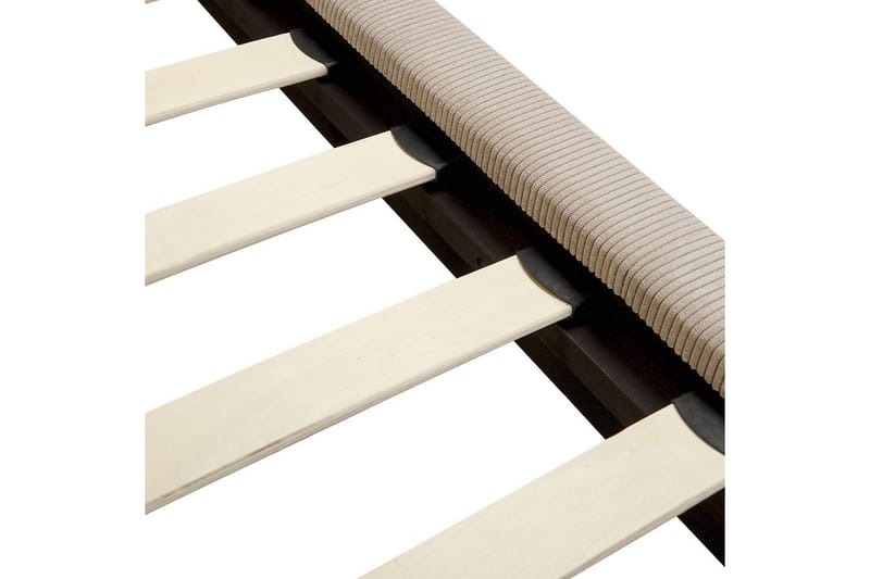 Sänky sälepohjalla Melle - Taupe/Manteresteri, Taupe/Manchesterkangas, Taupe/Manchester-kangas, Taupe/manchesterkangas, 140x200 cm - Huonekalut - Sänky - Sänkykehikot & sängynrungot