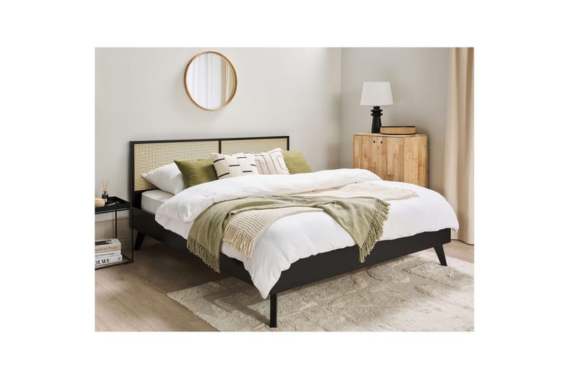 Sänky sälepohjalla Monpazier - Musta, vaalea puu, 180x200 cm - Huonekalut - Sänky - Sänkykehikot & sängynrungot