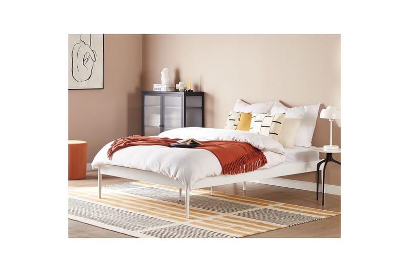 Sänky sälepohjalla Vaurs - Valkoinen, 140x200 cm - Huonekalut - Sänky - Sänkykehikot & sängynrungot