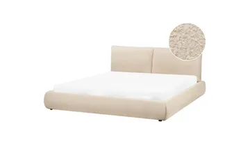 Sänky sälepohjalla Vinay