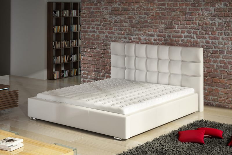 Dolores Säng 223x178x106 cm Bedly Dryt 4 - Huonekalut - Sänky - Sänkykehikot & sängynrungot