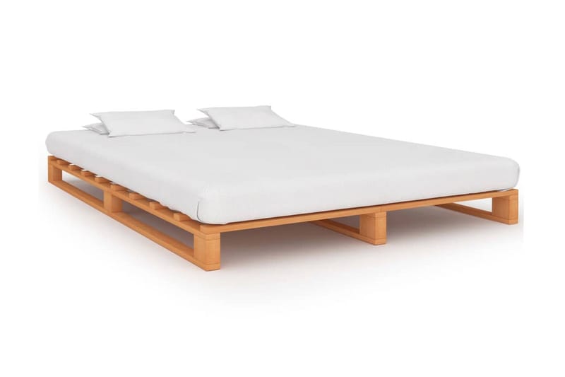 Lavasängynrunko ruskea täysi mänty 200x200 cm - Ruskea - Huonekalut - Sänky - Sänkykehikot & sängynrungot