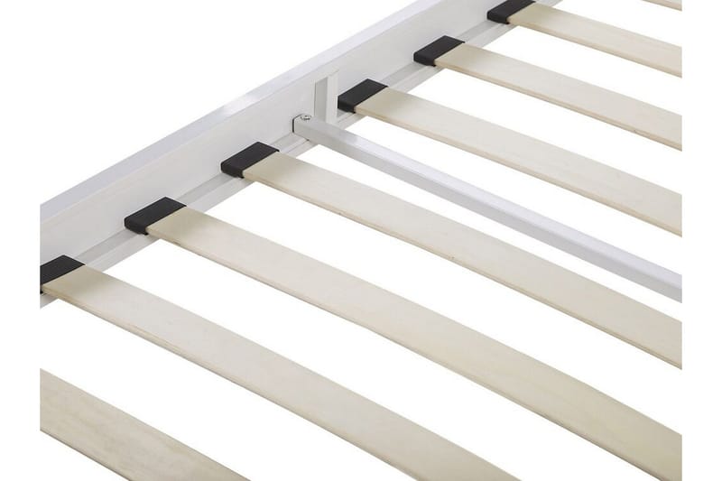 Runkosänky Marcoles 180x200cm - Valkoinen / Ruskea - Huonekalut - Sänky - Sänkykehikot & sängynrungot