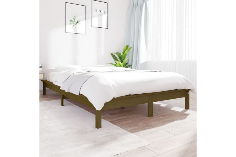 Sängynrunko hunajanruskea 135x190 cm täysi mänty 4FT6 Double - Ruskea - Huonekalut - Sänky - Sänkykehikot & sängynrungot