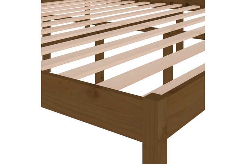 Sängynrunko hunajanruskea täysi mänty 200x200 cm - Ruskea - Huonekalut - Sänky - Sänkykehikot & sängynrungot