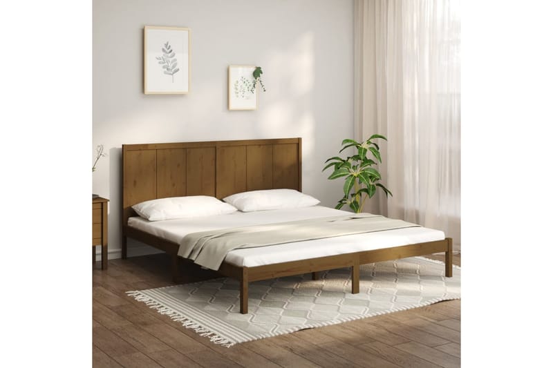 Sängynrunko hunajanruskea täysi mänty 200x200 cm - Ruskea - Huonekalut - Sänky - Sänkykehikot & sängynrungot