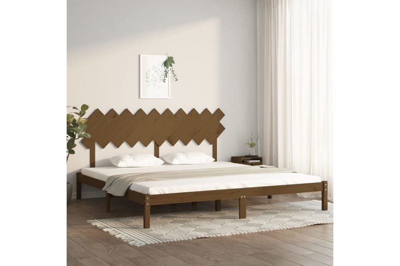 Sängynrunko hunajanruskea täysi mänty 200x200 cm - Ruskea - Huonekalut - Sänky - Sänkykehikot & sängynrungot