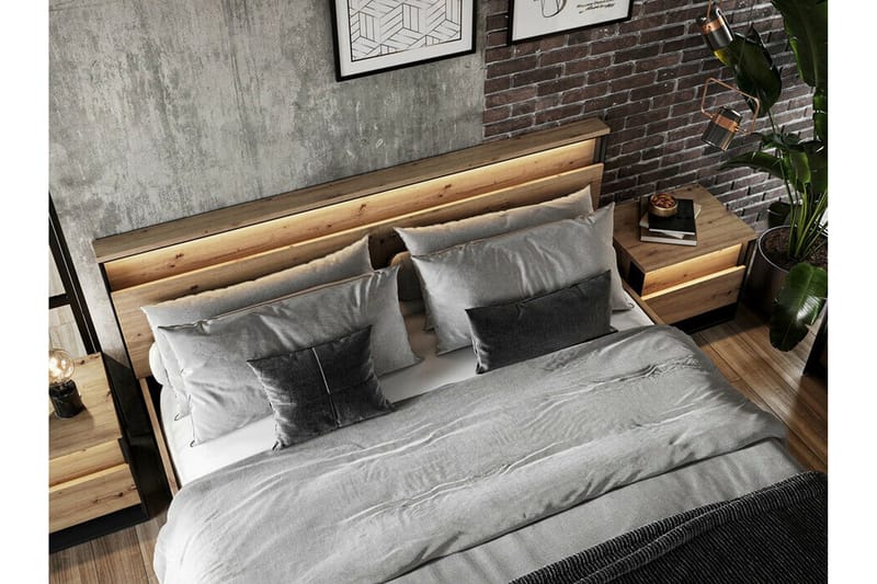 Sängynrunko Rathmore 160x200 cm - Musta - Huonekalut - Sänky - Sänkykehikot & sängynrungot