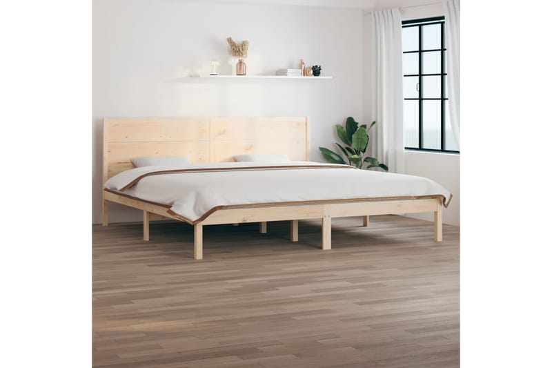 Sängynrunko täysi mänty 200x200 cm - Ruskea - Huonekalut - Sänky - Sänkykehikot & sängynrungot
