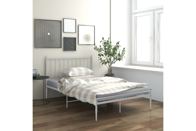 Sängynrunko valkoinen metalli 120x200 cm - Huonekalut - Sänky - Sänkykehikot & sängynrungot