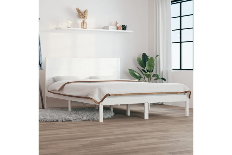 Sängynrunko valkoinen täysi mänty 140x190 cm - Valkoinen - Huonekalut - Sänky - Sänkykehikot & sängynrungot