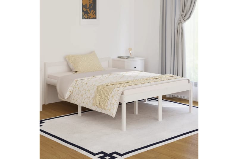 Sängynrunko valkoinen täysi mänty 140x190 cm - Valkoinen - Huonekalut - Sänky - Sänkykehikot & sängynrungot