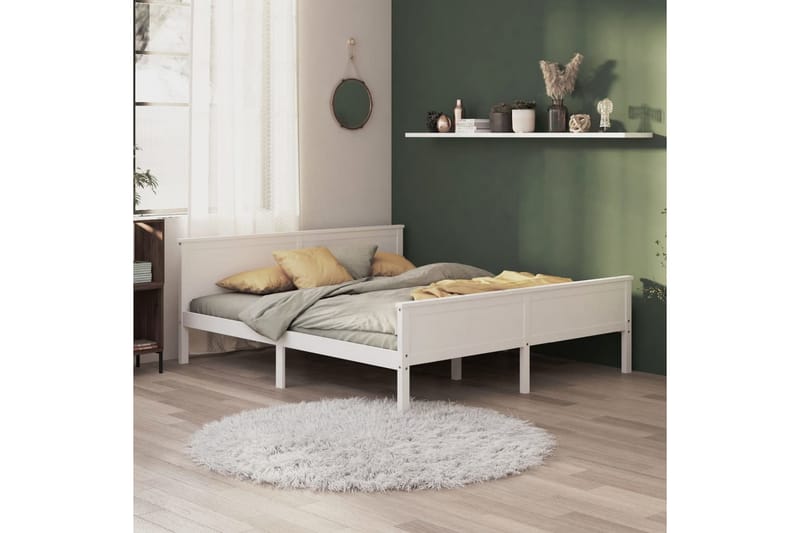 Sängynrunko valkoinen täysi mänty 200x200 cm - Valkoinen - Huonekalut - Sänky - Sänkykehikot & sängynrungot