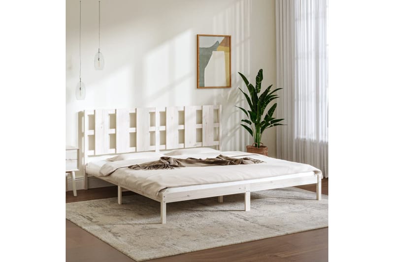 Sängynrunko valkoinen täysi mänty 200x200 cm - Valkoinen - Huonekalut - Sänky - Sänkykehikot & sängynrungot