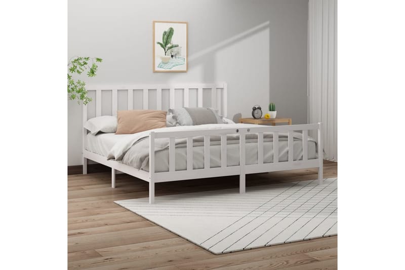 Sängynrunko valkoinen täysi mänty 200x200 cm - Valkoinen - Huonekalut - Sänky - Sänkykehikot & sängynrungot
