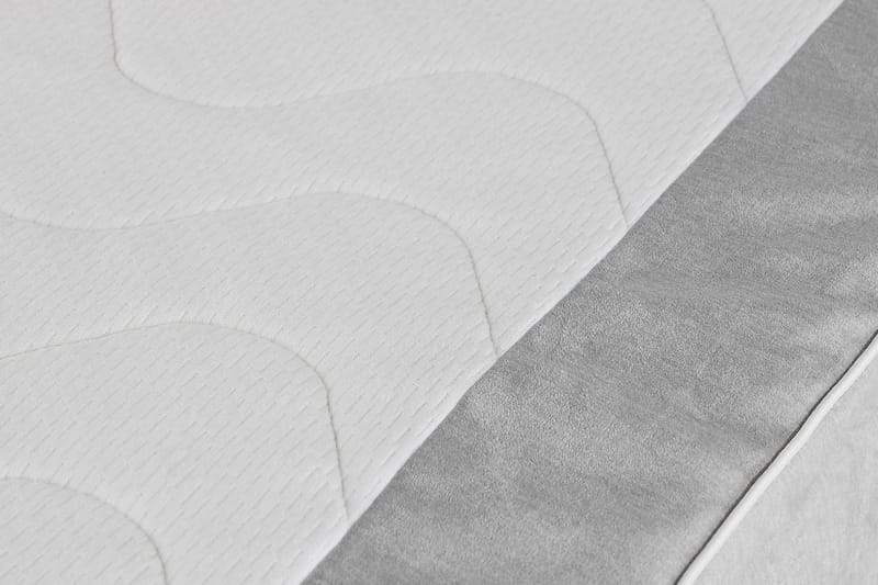 Jenkkisänky Juliett 120x200cm - Vaaleanharmaa/Sametti - Huonekalut - Sänky - Yhden hengen sängyt