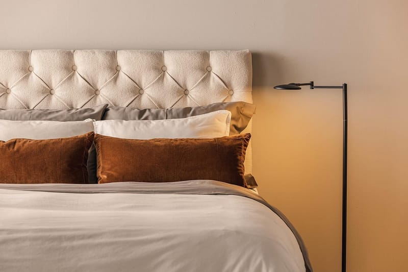 Sänkypaketti Oslo Lyx 140x200 cm Buklee Topattu pääty - Vaaleabeige - Huonekalut - Sänky - Jenkkisängyt