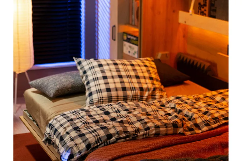 Grianan Sängskåp 120x200 cm Grey - Huonekalut - Sänky - Vierassänky & varavuode - Kaappisängyt