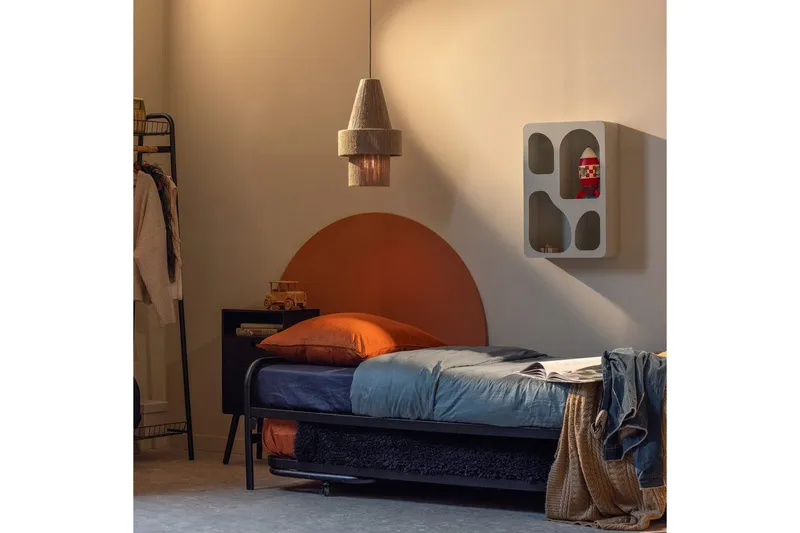 Vierassänky Lucy Single - Huonekalut - Sänky - Vierassänky & varavuode - Ulosvedettävä sänky