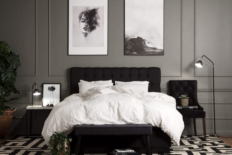 Jenkkisänky Longford 120x200 Kova Polyeetterivaahto - Musta - Huonekalut - Sänky - Yhden hengen sängyt