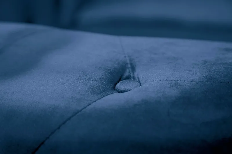 Chesterfield Lyx 2-istuttava pieni samettisohva – Syvä sohva 160 cm leveä - Huonekalut - Sohva - 2:n istuttava sohva