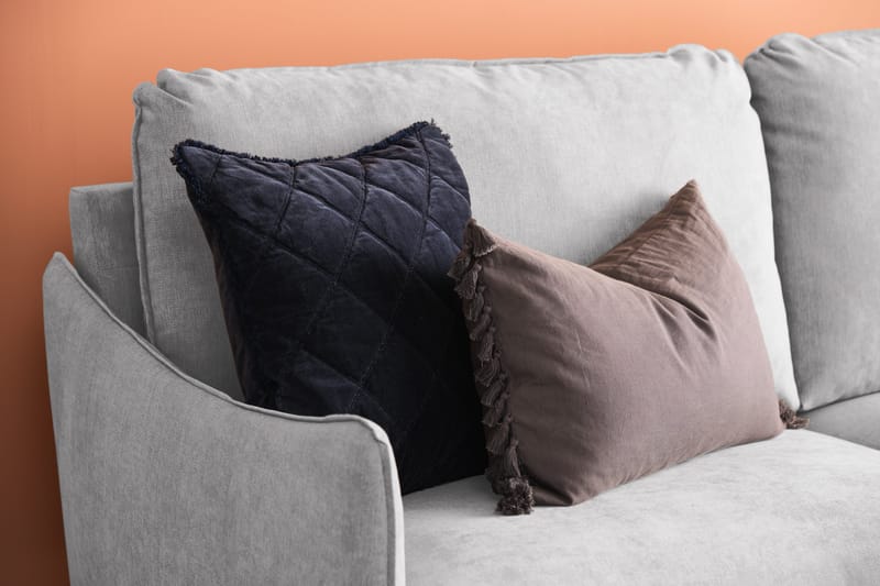 Trend Lyx 2-istuttava Kangassohva - Vaaleanharmaa - Huonekalut - Sohva - 2:n istuttava sohva