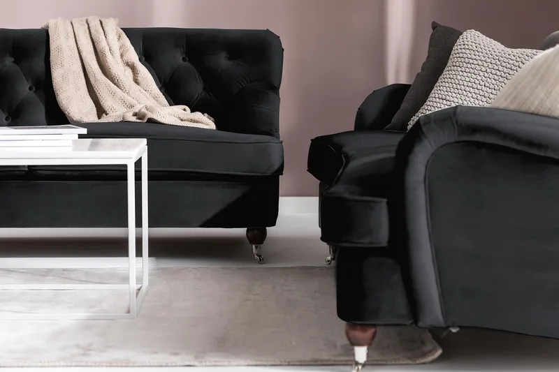 Howard Riviera 3-istuttava Kaareva Samettisohva - Musta - Huonekalut - Sohva - 3:n istuttava sohva