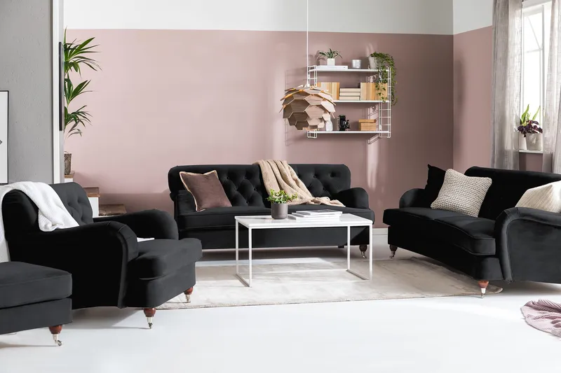 Howard Riviera 3-istuttava Kaareva Samettisohva - Musta - Huonekalut - Sohva - 3:n istuttava sohva